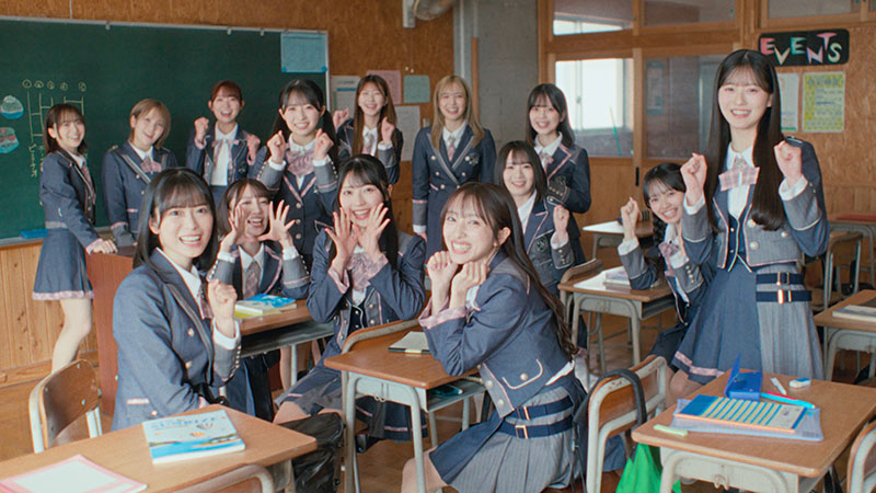 AKB48 67thシングル『名残り桜』MVより