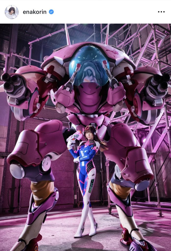 えなこがゲーム「オーバーウォッチ」のコスプレ姿を披露