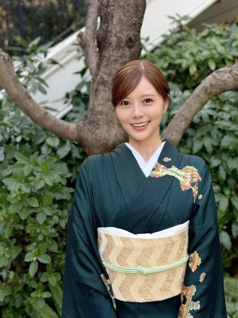 ※画像は白石麻衣オフィシャルInstagram(m.shiraishi.official)より