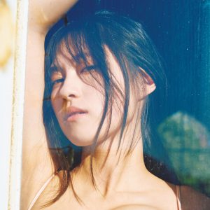 奇跡の超メリハリボディを武器に知名度上昇中、しなやかな美スタイルで魅せる