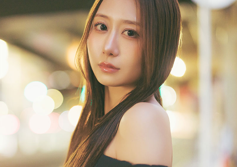 『古畑奈和カレンダー2026』Aタイプ表紙カット