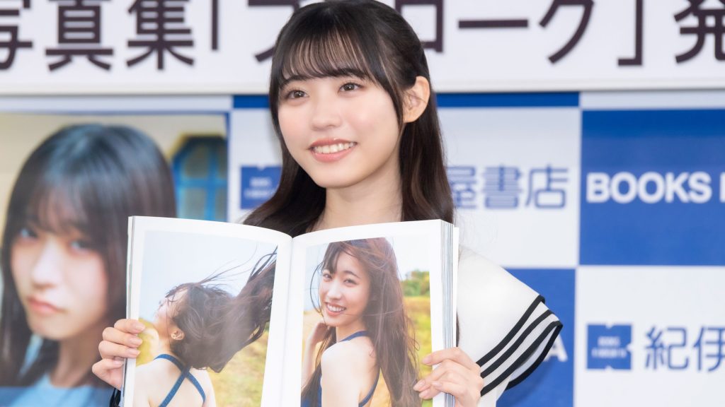 1st写真集「プロローグ」発売記念取材会に出席した僕が見たかった青空・金澤亜美