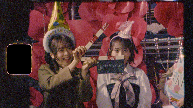 AKB48『向かい風』MVより