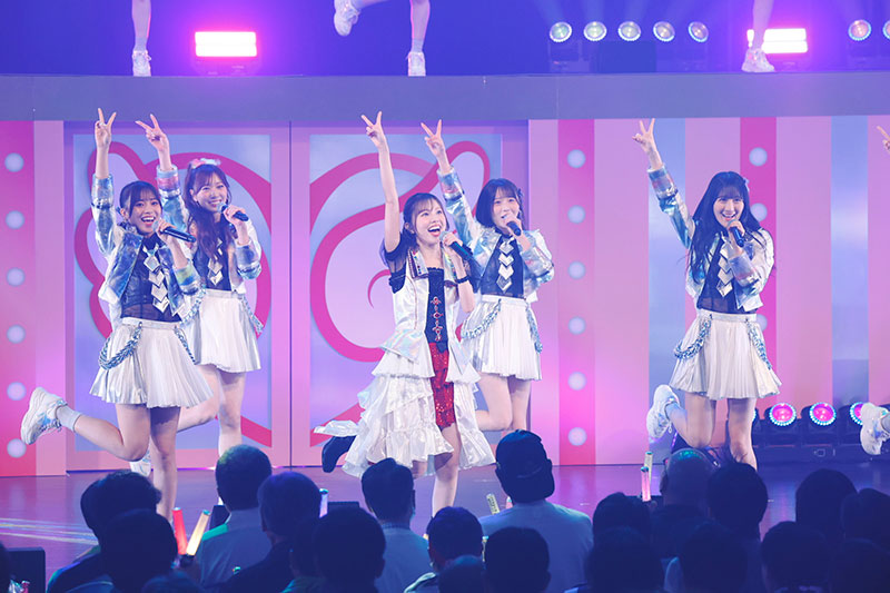 「地頭江音々 卒業コンサート ～愛され天使に駆け込みのI Love You～」より