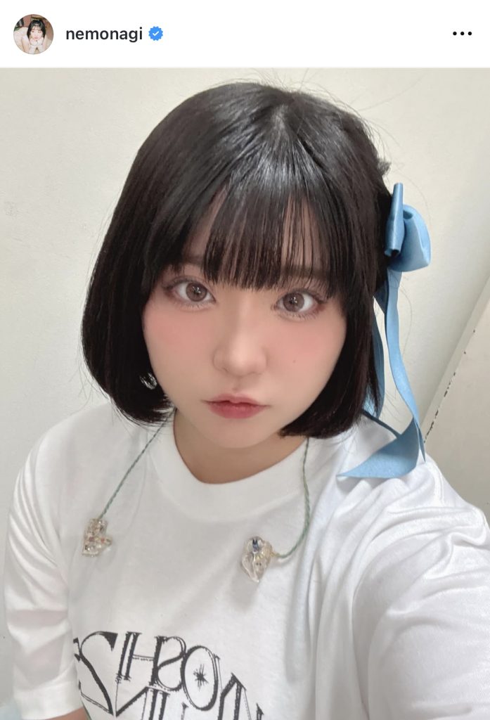 Tシャツでちょっとラフなオフショット