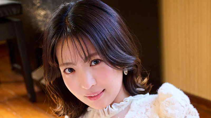 グラビアアイドル佐々木萌香イメージDVD「もえカラー」より