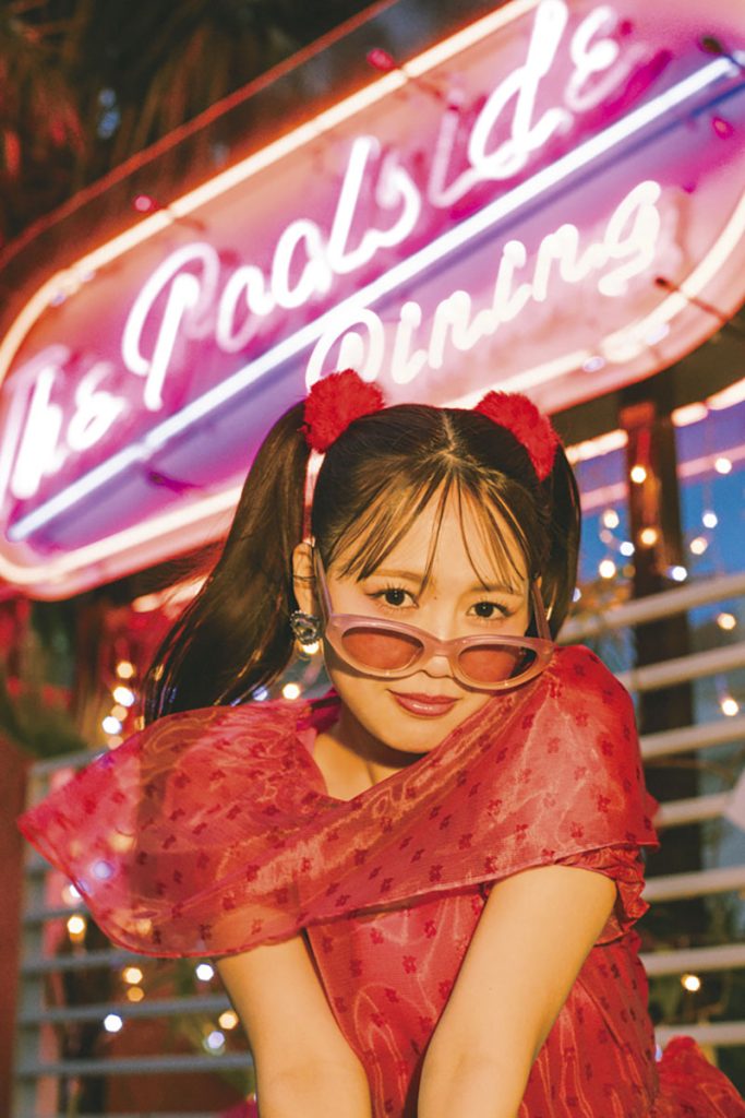 『超ときめき♡宣伝部 吉川ひより1st写真集 ひよりんっぽ』より