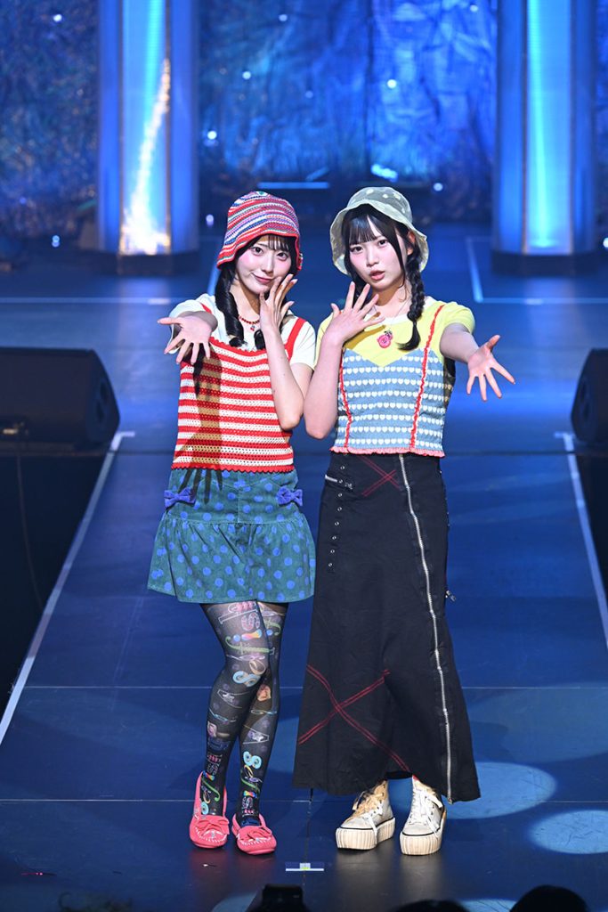 『Zipper×NIG FES–LIVE＆FASHION SHOW–』より綾瀬ことりと遠藤莉乃