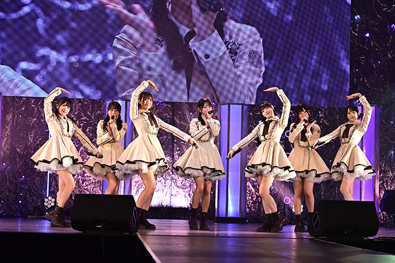 『Zipper×NIG FES–LIVE＆FASHION SHOW–』よりRain Treeのライブステージ