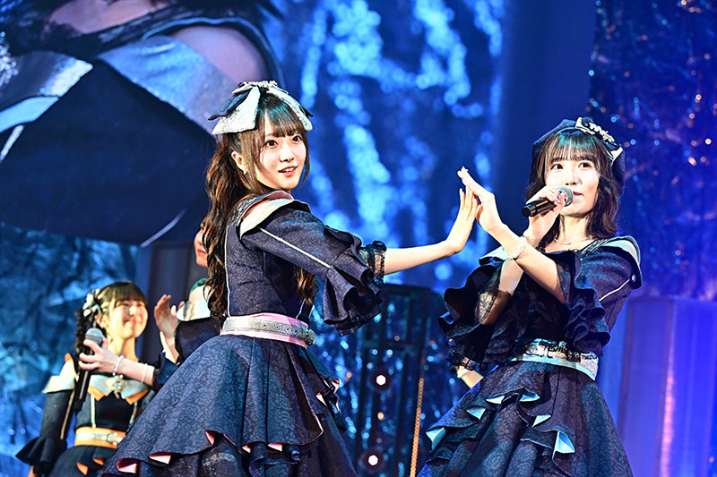 『Zipper×NIG FES–LIVE＆FASHION SHOW–』よりラフ×ラフのライブステージ