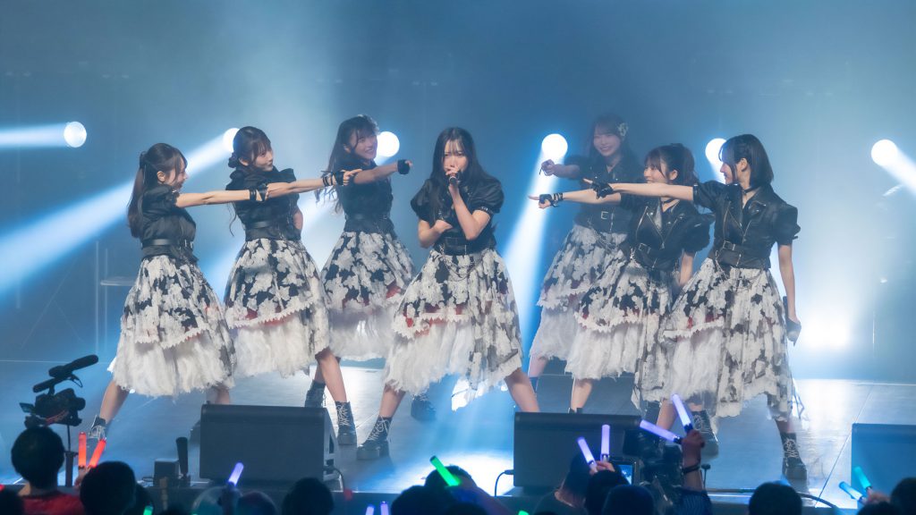 『AsIs 2nd YEAR ANNIVERSARY LIVE -Start line-』より