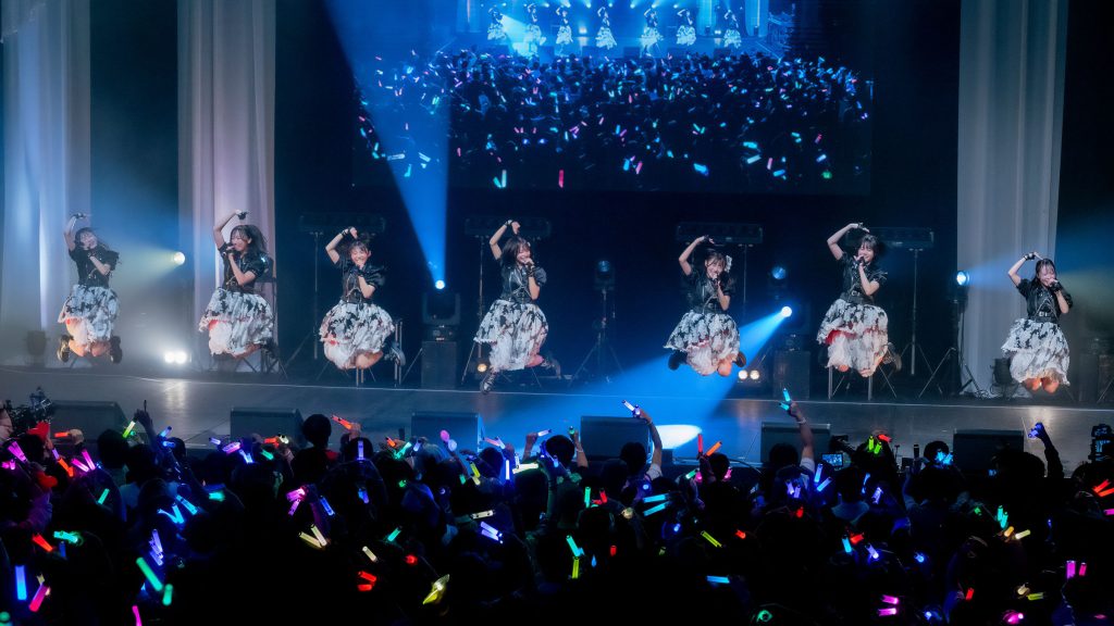 『AsIs 2nd YEAR ANNIVERSARY LIVE -Start line-』より