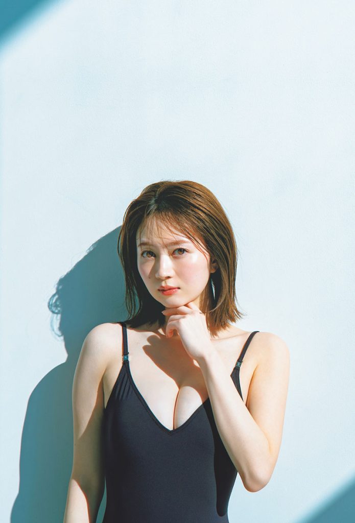 『週刊プレイボーイ12号』に登場している江籠裕奈