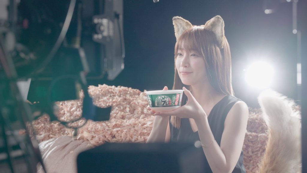 「どん兵衛」の新CM「帰ってきたどんぎつね篇」より