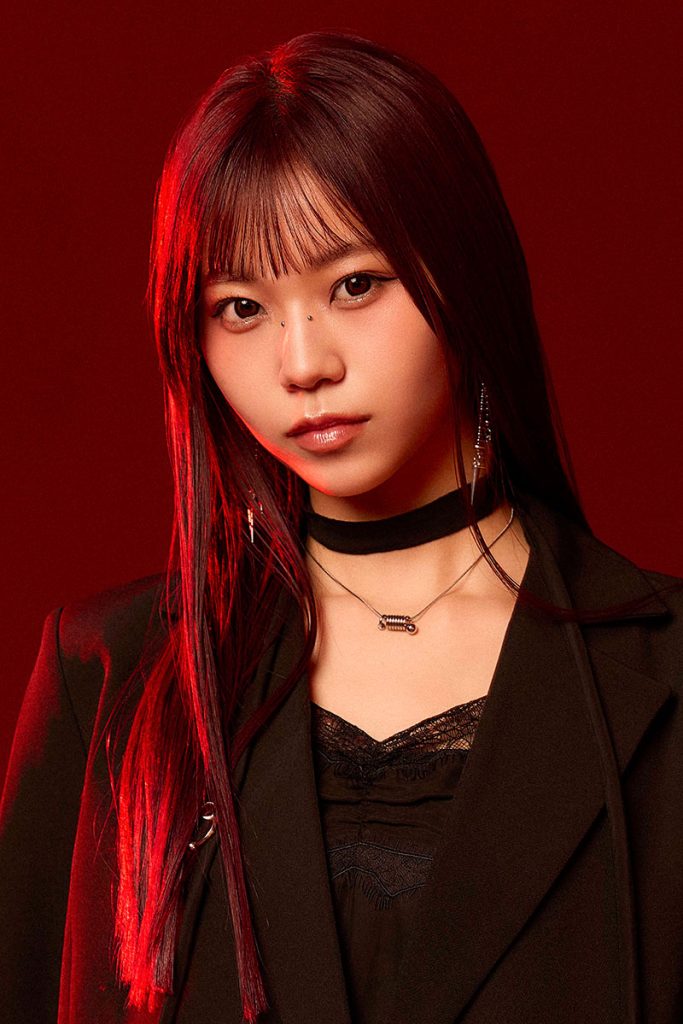 WHITE SCORPION・NICO新アーティスト写真