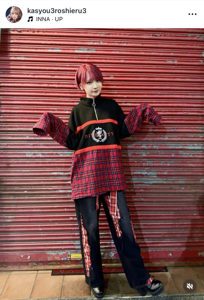 私服姿がクールな火将ロシエル