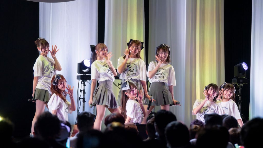 「ラフ×ラフ 3rd Anniversary LIVE」より