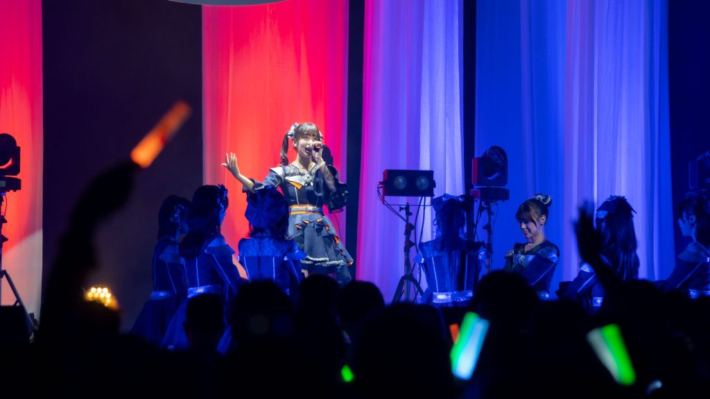 「ラフ×ラフ 3rd Anniversary LIVE」より吉村萌南の登場シーン