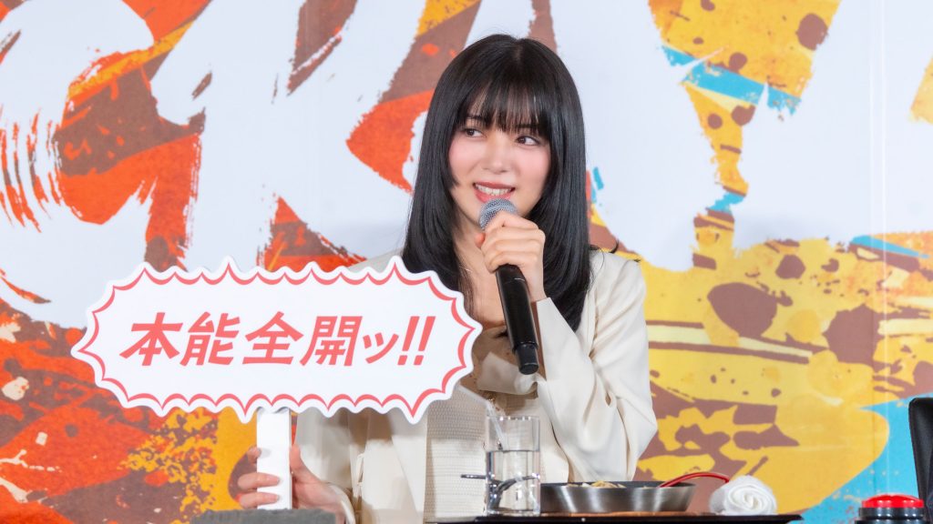 丸亀製麺の新商品『丸亀うどんメシ』TVCM発表会に出席した池田エライザ