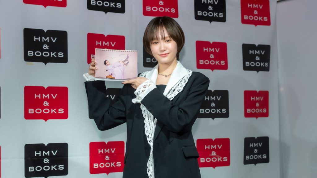 『尾碕真花2026.4-2027.3 卓上カレンダー』発売記念取材会より