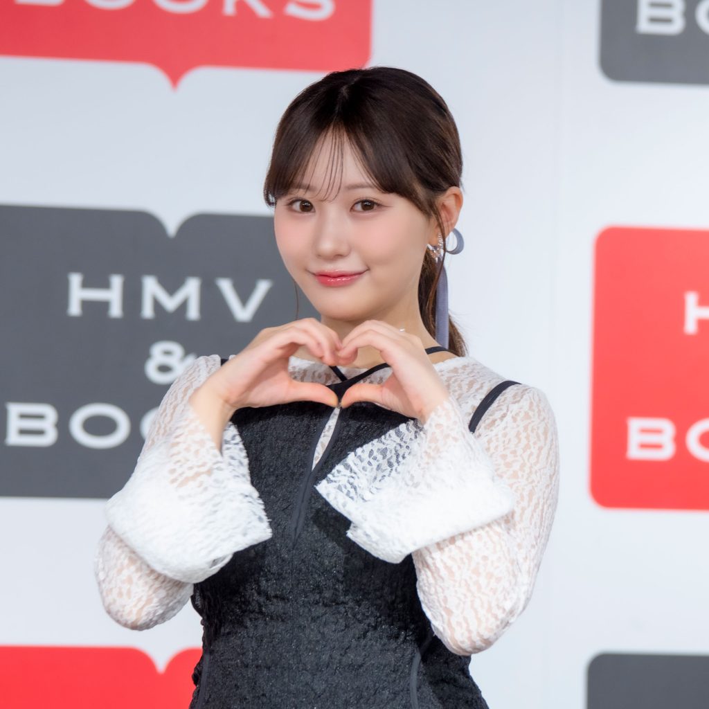 田中美久が3rd写真集『ぜんぶ、ほんと』発売記念取材会に出席