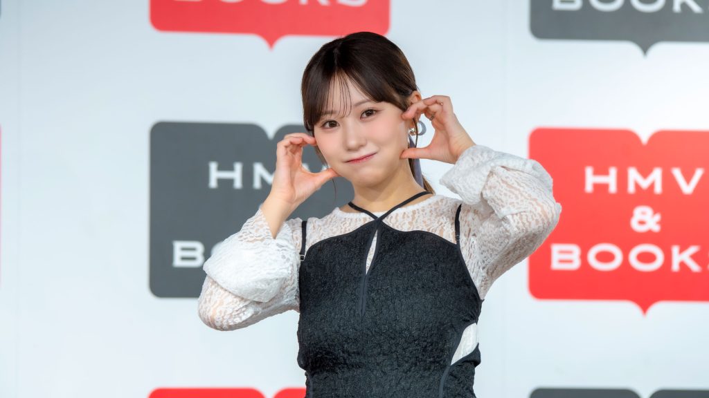 田中美久が3rd写真集『ぜんぶ、ほんと』発売記念取材会に出席