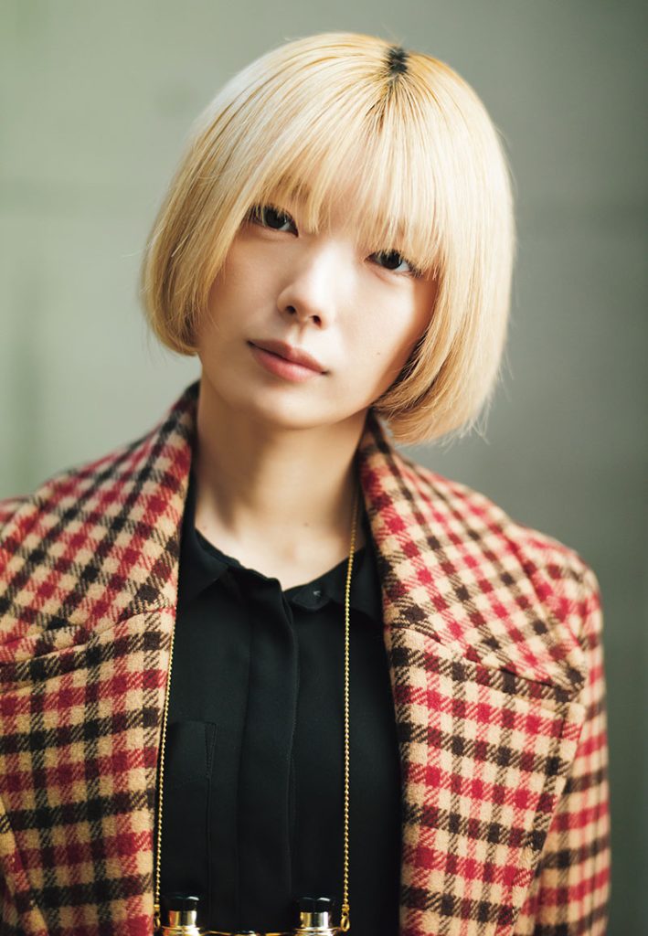 『週刊少年マガジン15号』に登場している櫻坂46・藤吉夏鈴