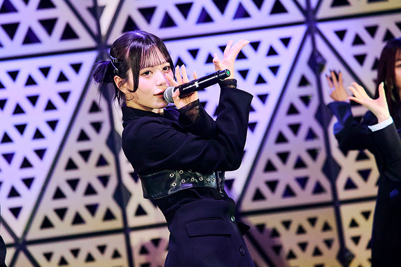 WHITE SCORPION、3日間連続開催のフリーライブ初日にて8thデジタルシングル「7秒のレジスタンス」を披露