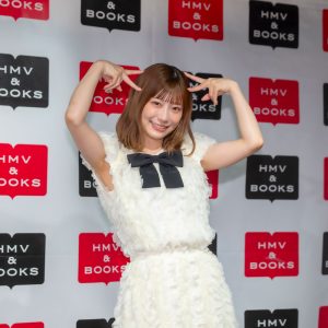 東村芽依「佐々木久美さんと潮紗理菜さんとよく旅行に行くのでプレゼントしたい」初めてのソロカレンダー渡したい人を明かす