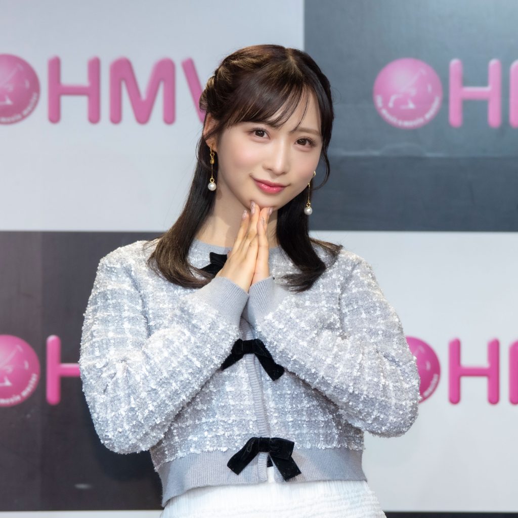 『小栗有以 2026年4月始まりカレンダー』発売記念取材会に出席したAKB48・小栗有以