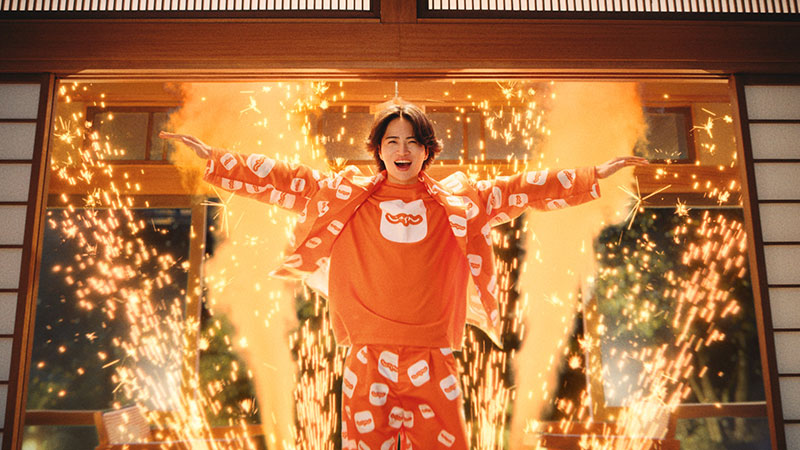 『じゃらんnet』の新CM「じゃらんアプリくんクチコミで予約」篇より