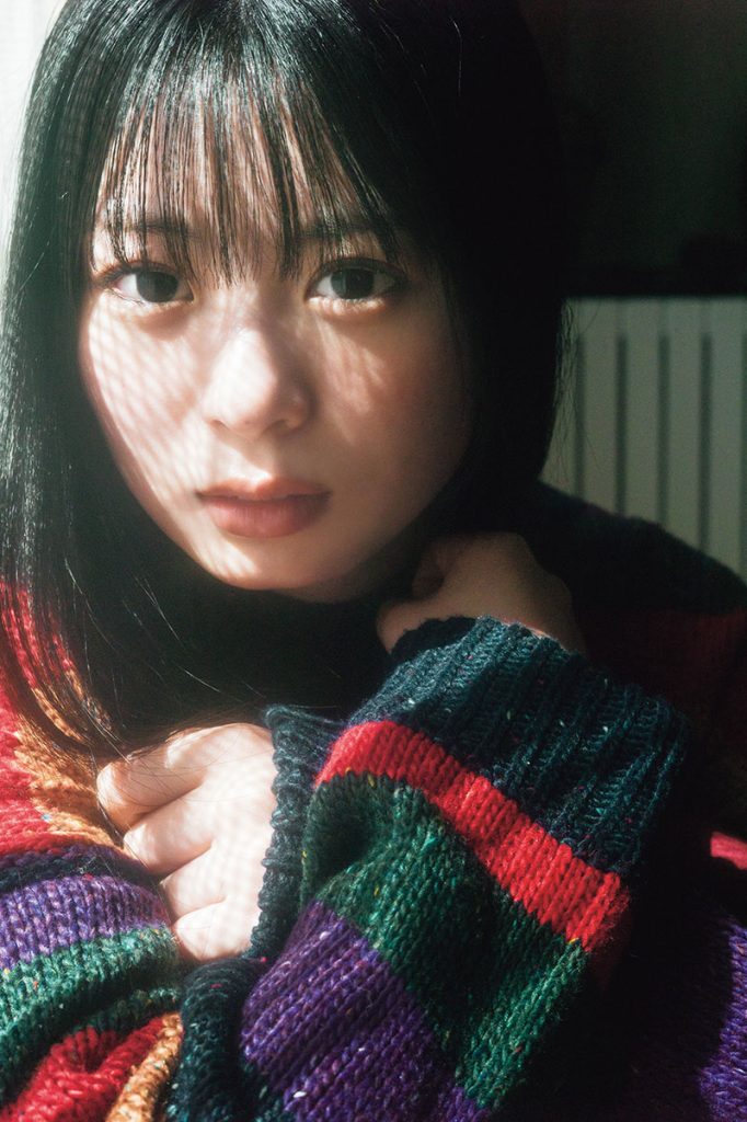 『週刊少年マガジン21号』巻末グラビアを飾る櫻坂46・稲熊ひな