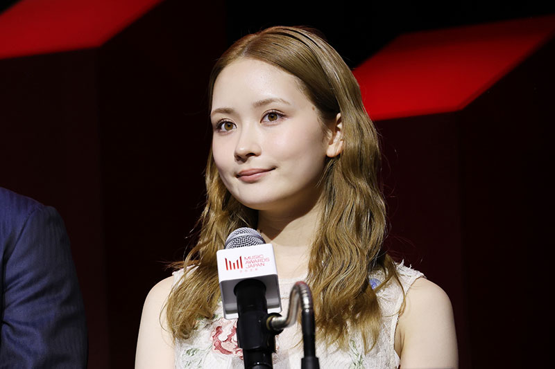『MUSIC AWARDS JAPAN 2026』ノミネート作品発表会より畑芽育