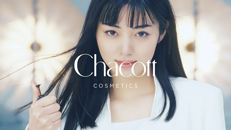 フェイスパウダー「コンプレクションクリエイター」TVCMより