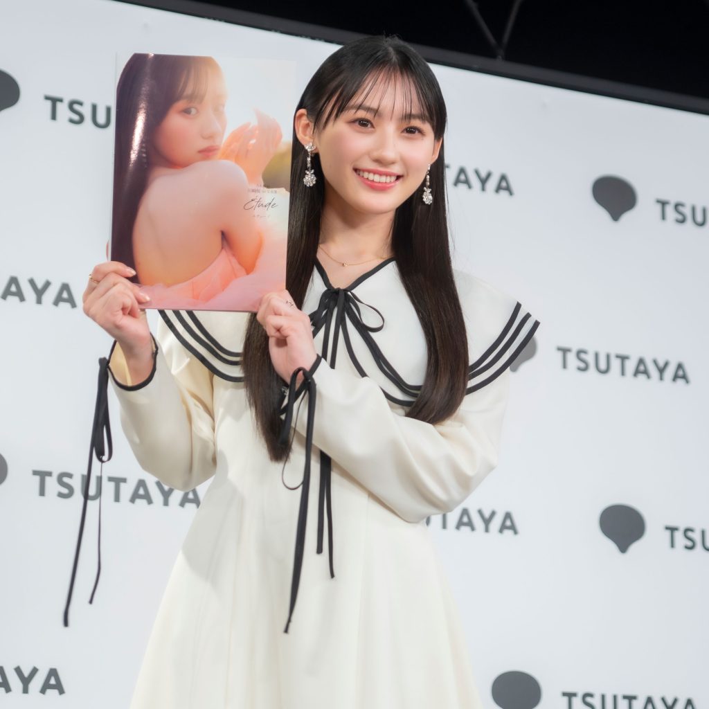 乃木坂46・川﨑桜が1st写真集『エチュード』発売記念取材会に出席