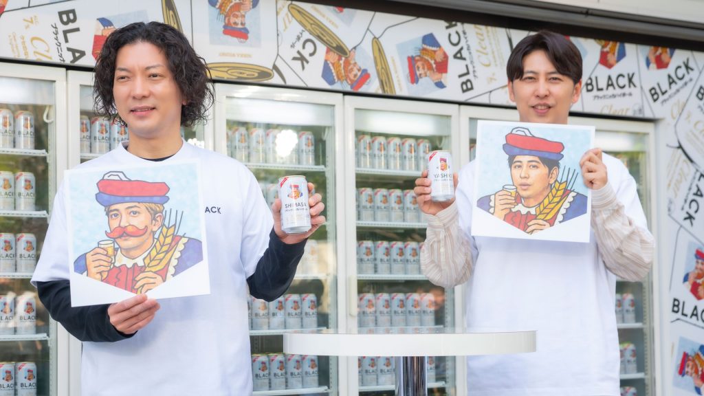 ニューヨーク(屋敷裕政と嶋佐和也)がニッカウヰスキー「あなたの知らないブラックニッカ展」オープニングイベントに出席