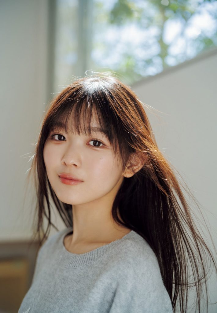 『週刊少年マガジン22・23GW合併号』に登場している櫻坂46・山川宇衣