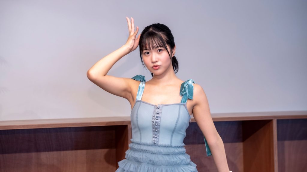 写真集『à la mode(アラモード)』発売記念取材会に出席した南みゆか