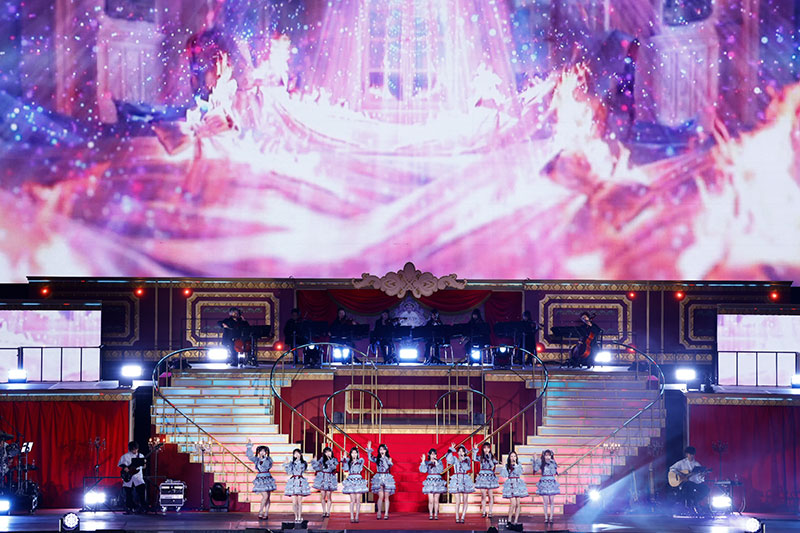 ＝LOVE 8周年ツアー「＝LOVE 8th ANNIVERSARY PREMIUM TOUR」FINAL in 横浜スタジアムより