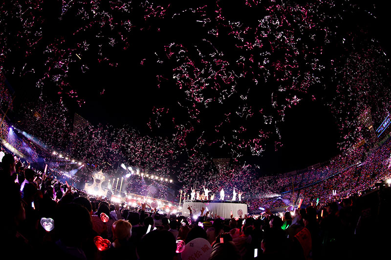 ＝LOVE 8周年ツアー「＝LOVE 8th ANNIVERSARY PREMIUM TOUR」FINAL in 横浜スタジアムより