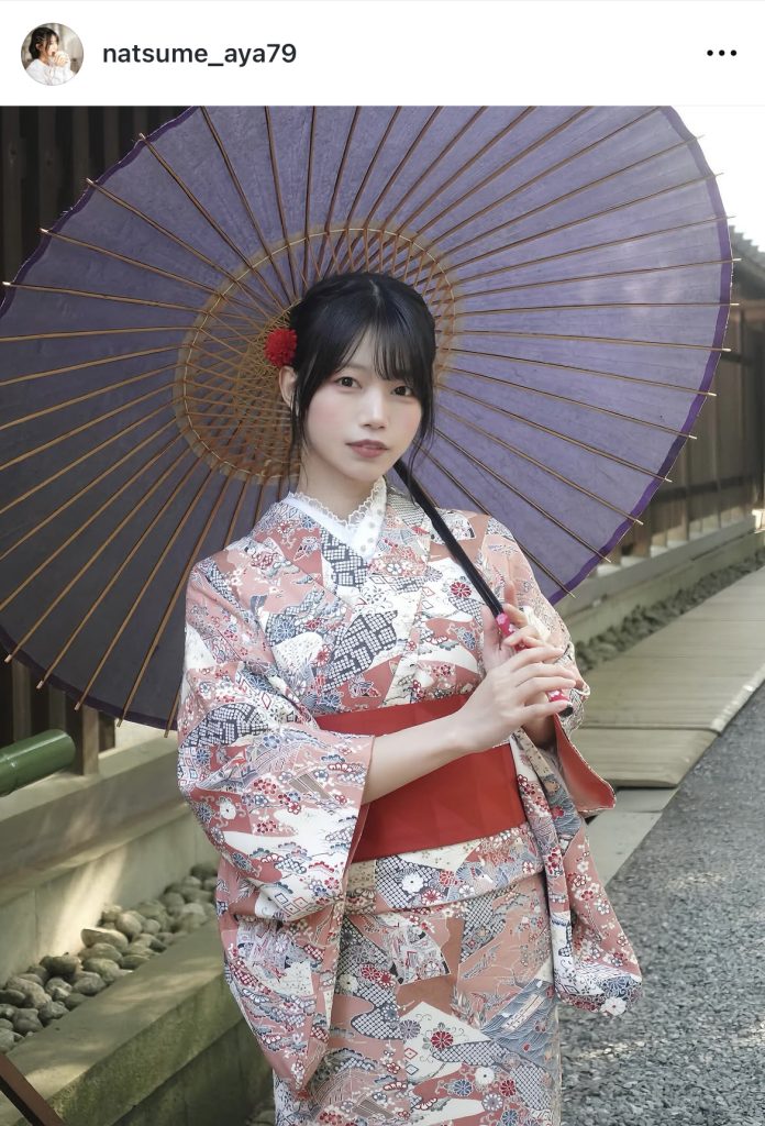 晴れ着姿で新年のあいさつ