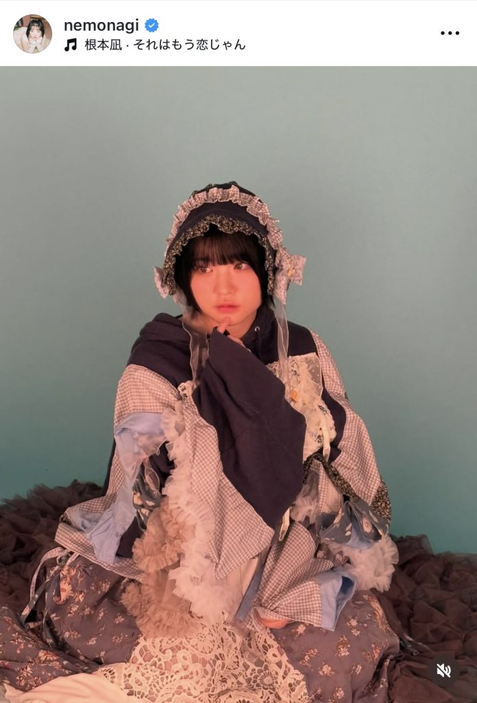 アーティスト写真撮影中の1コマ