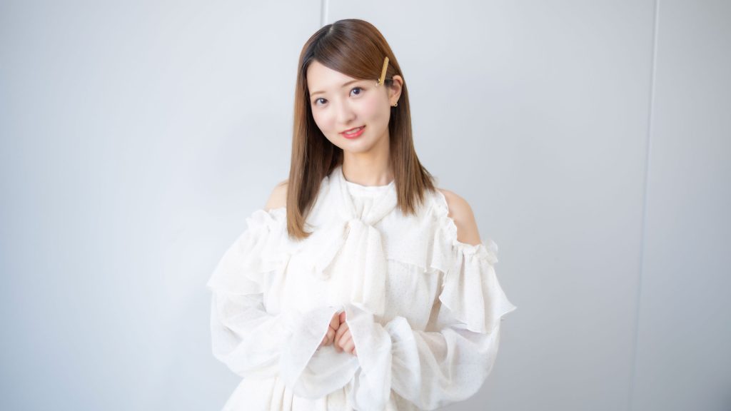 インタビューに応じた藤本冬香