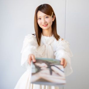 元SKE48藤本冬香、初写真集は“無防備な私”　初の海外タイで魅せた大人の一面