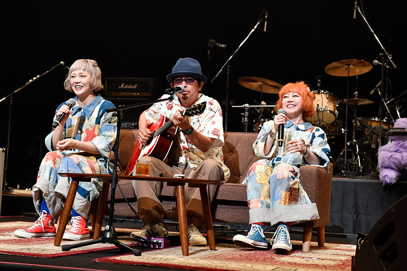PUFFY 30th Anniversary Live『One Night "Birthday" Carnival』より