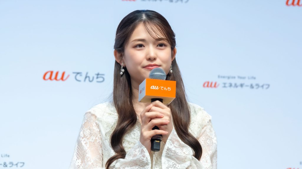 新サービス『auでんち』PR発表会に出席した松村沙友理