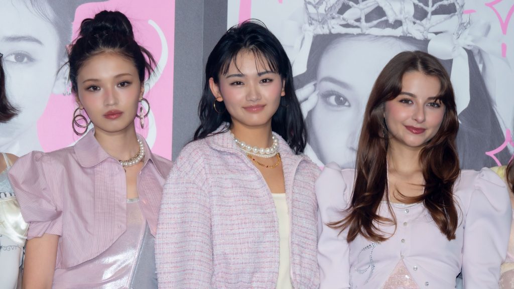 『ViVi 超ポジティブ EXPO 2026』記者会見に出席したせいら、山﨑天、嵐莉菜