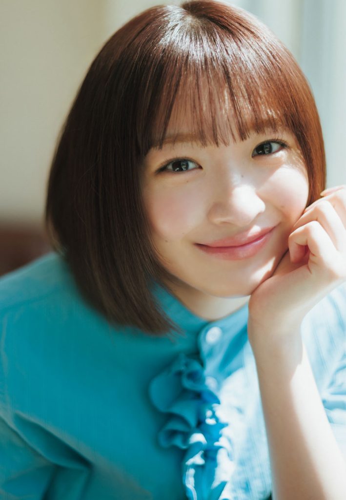 『週刊少年マガジン20号』に登場している櫻坂46・小島凪紗