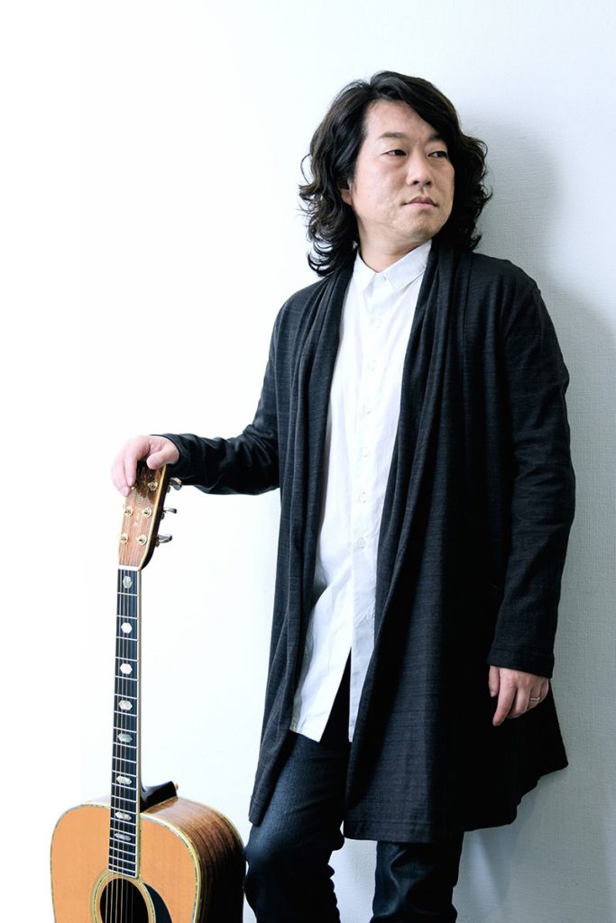 作詞作曲を手掛けた多胡邦夫氏