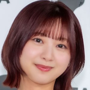 渡邉美穂&富田鈴花、変わらない関係性にほっこり 熱海ロケで笑顔あふれる“推し事”